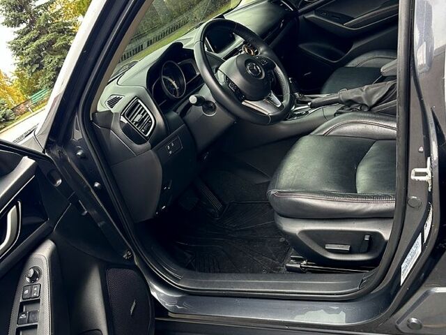 Мазда 3 2015 в Запорожье на Automoto.ua Серый Мазда 3, объемом двигателя 2 л и пробегом 108 тыс. км за 12000 $, фото 5 на Automoto.ua