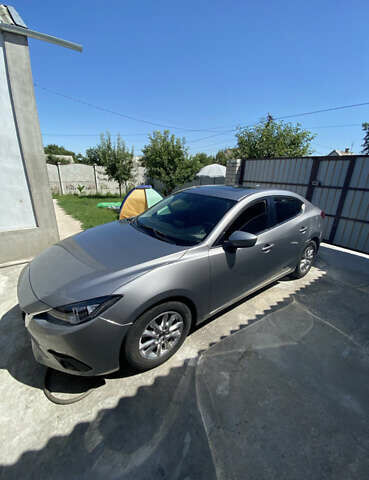Серый Мазда 3, объемом двигателя 2 л и пробегом 164 тыс. км за 10500 $, фото 4 на Automoto.ua