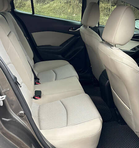 Серый Мазда 3, объемом двигателя 2 л и пробегом 104 тыс. км за 11300 $, фото 10 на Automoto.ua