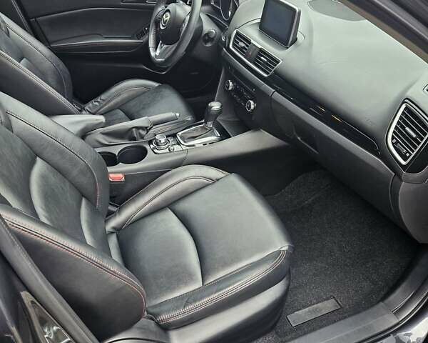 Мазда 3 2015 у Луцьку на Automoto.ua Сірий Мазда 3, об'ємом двигуна 2 л та пробігом 124 тис. км за 11700 $, фото 15 на Automoto.ua