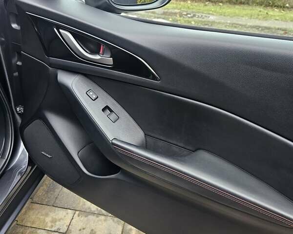 Мазда 3 2015 у Луцьку на Automoto.ua Сірий Мазда 3, об'ємом двигуна 2 л та пробігом 124 тис. км за 11700 $, фото 17 на Automoto.ua