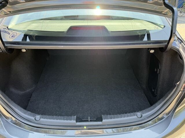 Серый Мазда 3, объемом двигателя 2 л и пробегом 194 тыс. км за 8500 $, фото 14 на Automoto.ua