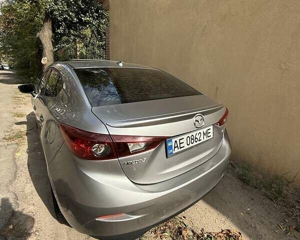 Сірий Мазда 3, об'ємом двигуна 2 л та пробігом 146 тис. км за 11200 $, фото 3 на Automoto.ua