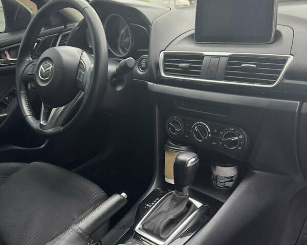 Серый Мазда 3, объемом двигателя 2 л и пробегом 184 тыс. км за 8800 $, фото 11 на Automoto.ua