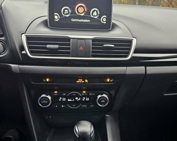 Мазда 3 2015 у Луцьку на Automoto.ua Сірий Мазда 3, об'ємом двигуна 2 л та пробігом 124 тис. км за 11700 $, фото 12 на Automoto.ua