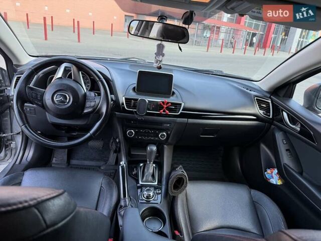 Серый Мазда 3, объемом двигателя 2 л и пробегом 213 тыс. км за 12500 $, фото 14 на Automoto.ua
