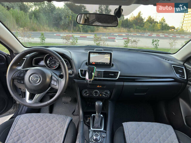 Серый Мазда 3, объемом двигателя 2 л и пробегом 210 тыс. км за 9999 $, фото 15 на Automoto.ua