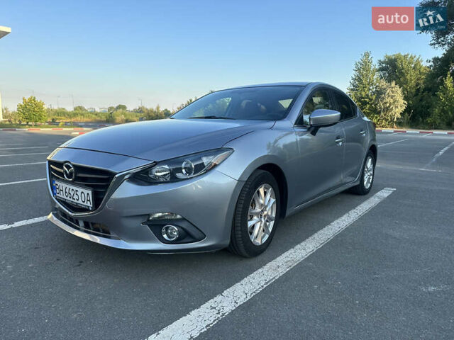 Серый Мазда 3, объемом двигателя 2 л и пробегом 210 тыс. км за 9999 $, фото 6 на Automoto.ua