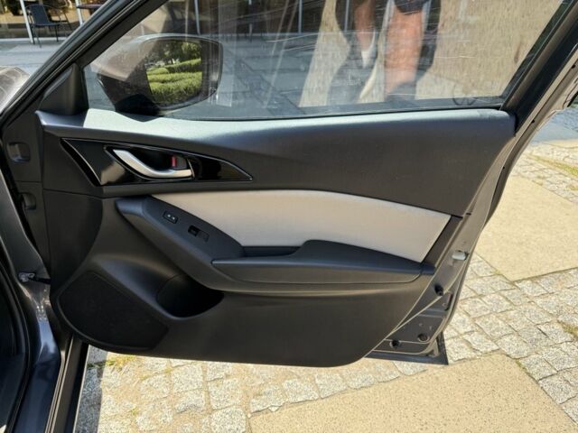 Серый Мазда 3, объемом двигателя 2 л и пробегом 194 тыс. км за 8500 $, фото 18 на Automoto.ua