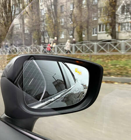 Серый Мазда 3, объемом двигателя 2 л и пробегом 104 тыс. км за 11300 $, фото 15 на Automoto.ua