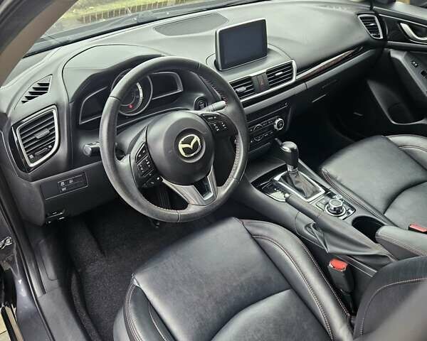 Мазда 3 2015 у Луцьку на Automoto.ua Сірий Мазда 3, об'ємом двигуна 2 л та пробігом 124 тис. км за 11700 $, фото 2 на Automoto.ua