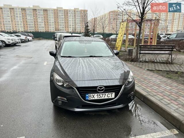 Серый Мазда 3, объемом двигателя 2 л и пробегом 159 тыс. км за 12000 $, фото 1 на Automoto.ua