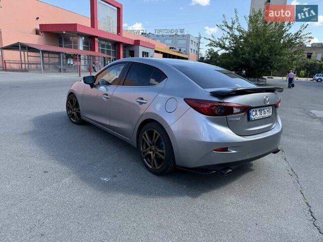 Серый Мазда 3, объемом двигателя 2 л и пробегом 213 тыс. км за 12500 $, фото 8 на Automoto.ua