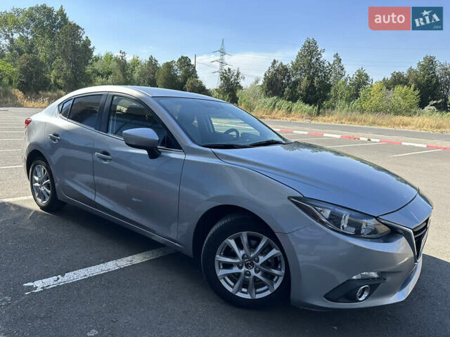 Серый Мазда 3, объемом двигателя 2 л и пробегом 210 тыс. км за 9999 $, фото 5 на Automoto.ua