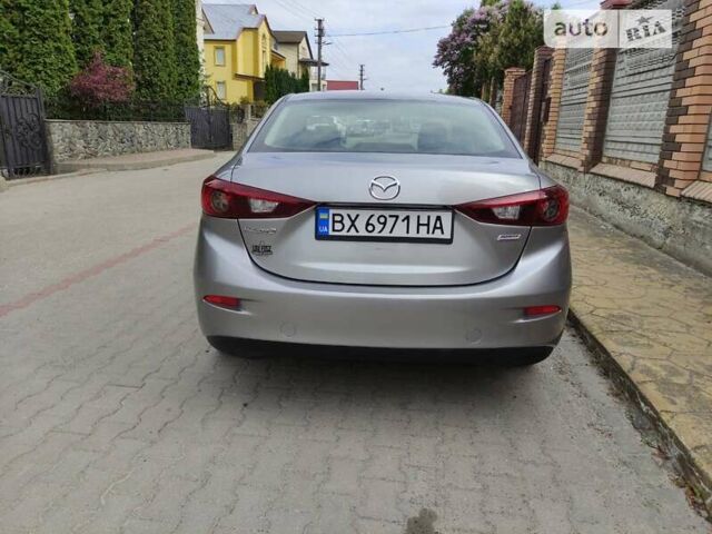 Серый Мазда 3, объемом двигателя 2 л и пробегом 150 тыс. км за 10600 $, фото 3 на Automoto.ua