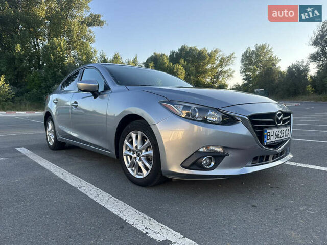 Серый Мазда 3, объемом двигателя 2 л и пробегом 210 тыс. км за 9999 $, фото 7 на Automoto.ua