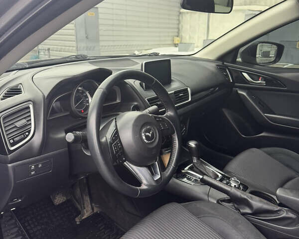 Серый Мазда 3, объемом двигателя 2 л и пробегом 184 тыс. км за 8800 $, фото 13 на Automoto.ua