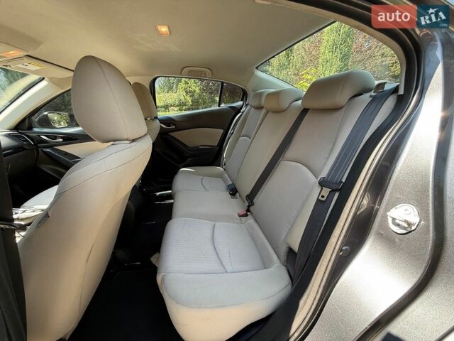 Серый Мазда 3, объемом двигателя 2 л и пробегом 195 тыс. км за 7900 $, фото 12 на Automoto.ua
