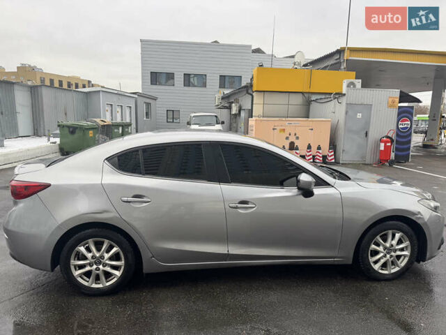 Серый Мазда 3, объемом двигателя 2 л и пробегом 184 тыс. км за 8800 $, фото 7 на Automoto.ua