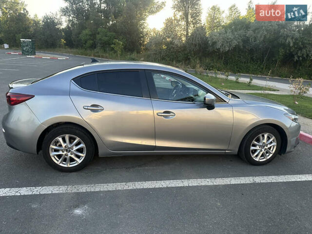 Серый Мазда 3, объемом двигателя 2 л и пробегом 210 тыс. км за 9999 $, фото 14 на Automoto.ua