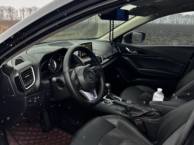 Серый Мазда 3, объемом двигателя 2 л и пробегом 151 тыс. км за 9999 $, фото 3 на Automoto.ua