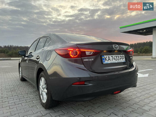 Серый Мазда 3, объемом двигателя 1.5 л и пробегом 96 тыс. км за 15900 $, фото 2 на Automoto.ua