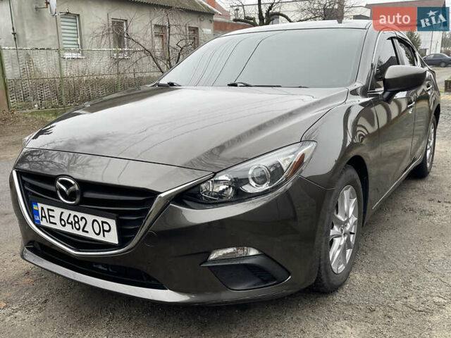 Серый Мазда 3, объемом двигателя 2 л и пробегом 134 тыс. км за 10700 $, фото 5 на Automoto.ua