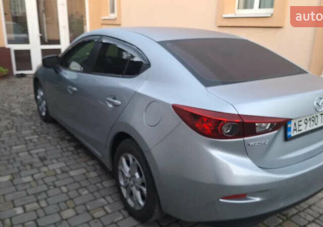 Серый Мазда 3, объемом двигателя 2 л и пробегом 141 тыс. км за 10700 $, фото 7 на Automoto.ua