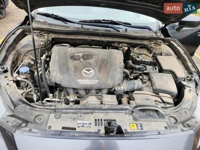 Серый Мазда 3, объемом двигателя 2 л и пробегом 100 тыс. км за 1500 $, фото 9 на Automoto.ua