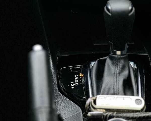 Серый Мазда 3, объемом двигателя 2 л и пробегом 201 тыс. км за 10650 $, фото 11 на Automoto.ua