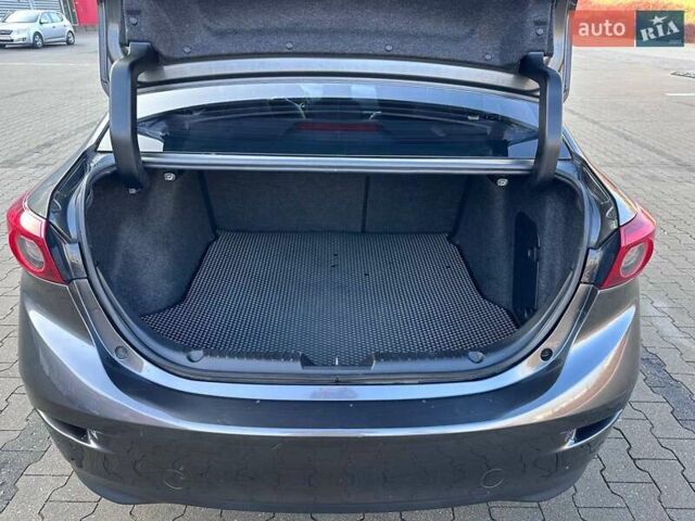 Серый Мазда 3, объемом двигателя 2.5 л и пробегом 108 тыс. км за 11999 $, фото 4 на Automoto.ua