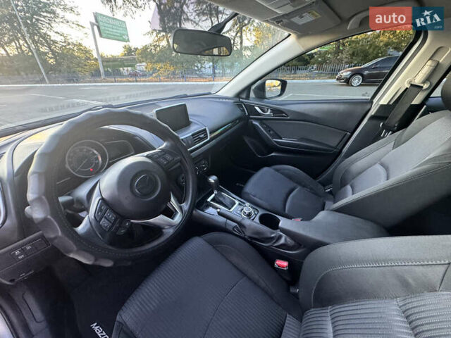 Серый Мазда 3, объемом двигателя 2 л и пробегом 200 тыс. км за 11000 $, фото 7 на Automoto.ua