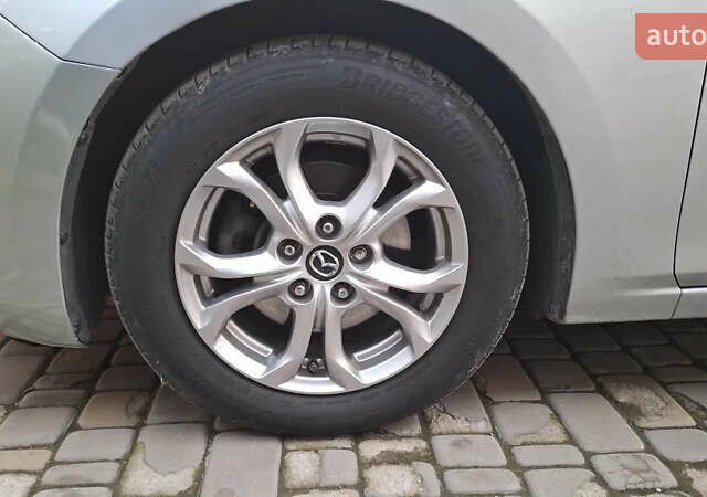 Серый Мазда 3, объемом двигателя 2 л и пробегом 141 тыс. км за 10700 $, фото 17 на Automoto.ua