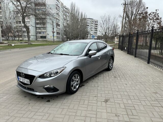 Серый Мазда 3, объемом двигателя 2 л и пробегом 183 тыс. км за 7800 $, фото 2 на Automoto.ua