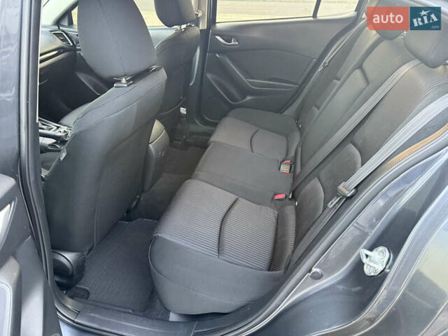 Серый Мазда 3, объемом двигателя 2 л и пробегом 176 тыс. км за 10700 $, фото 15 на Automoto.ua