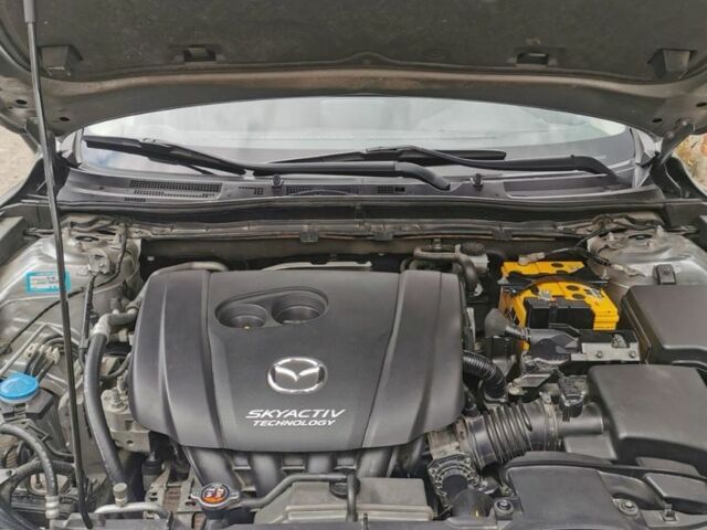 Серый Мазда 3, объемом двигателя 2 л и пробегом 186 тыс. км за 13000 $, фото 7 на Automoto.ua