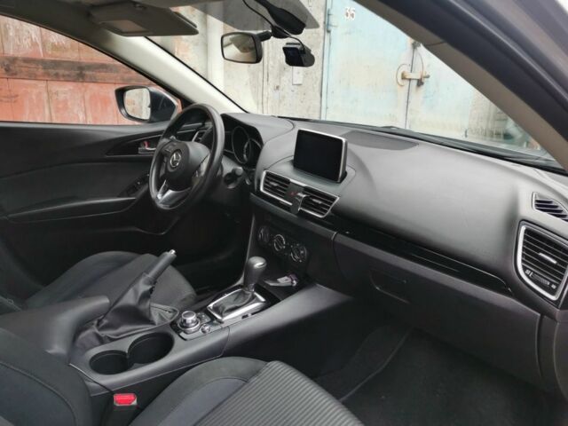 Серый Мазда 3, объемом двигателя 2 л и пробегом 186 тыс. км за 13000 $, фото 6 на Automoto.ua