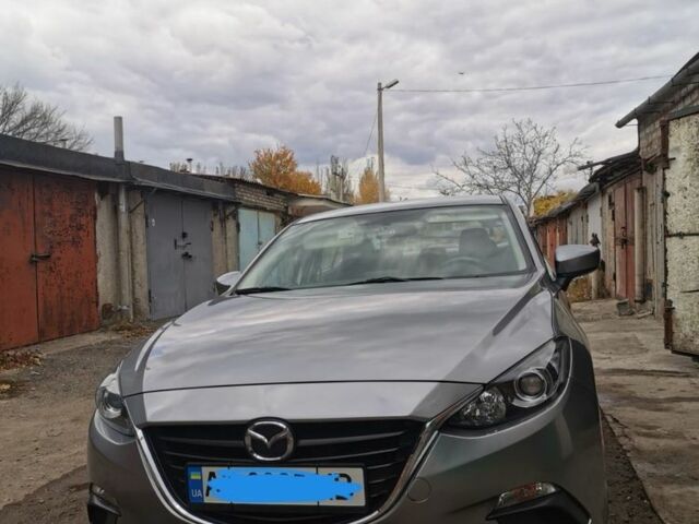Серый Мазда 3, объемом двигателя 2 л и пробегом 186 тыс. км за 13000 $, фото 1 на Automoto.ua