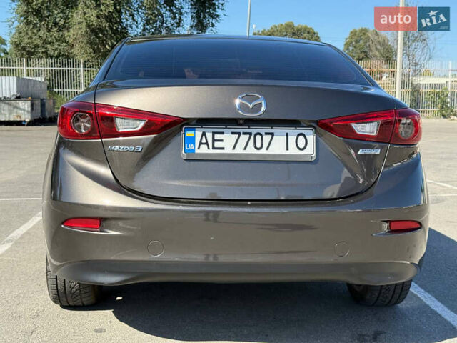 Серый Мазда 3, объемом двигателя 2 л и пробегом 117 тыс. км за 12700 $, фото 6 на Automoto.ua
