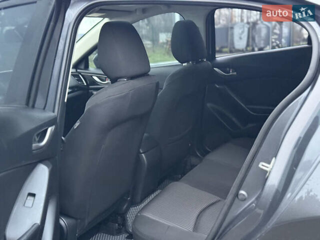Серый Мазда 3, объемом двигателя 2 л и пробегом 148 тыс. км за 11999 $, фото 14 на Automoto.ua
