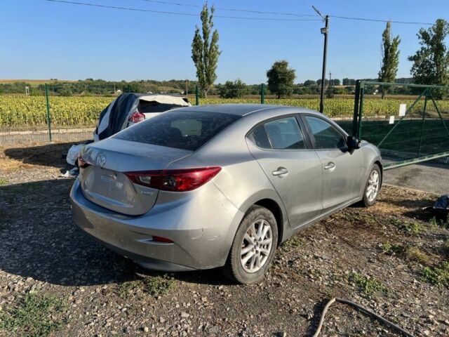 Серый Мазда 3, объемом двигателя 2 л и пробегом 203 тыс. км за 6799 $, фото 3 на Automoto.ua