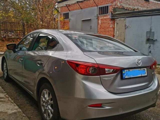 Серый Мазда 3, объемом двигателя 2 л и пробегом 186 тыс. км за 13000 $, фото 3 на Automoto.ua