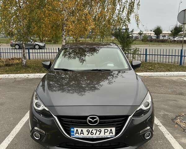 Сірий Мазда 3, об'ємом двигуна 1.5 л та пробігом 95 тис. км за 14500 $, фото 3 на Automoto.ua