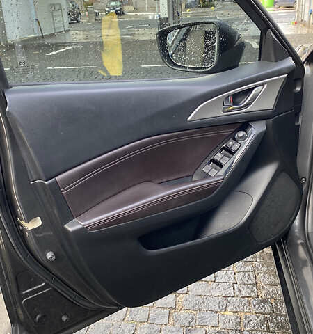 Сірий Мазда 3, об'ємом двигуна 2 л та пробігом 127 тис. км за 12500 $, фото 11 на Automoto.ua