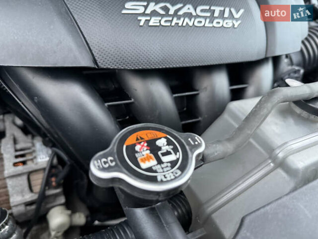 Серый Мазда 3, объемом двигателя 2 л и пробегом 148 тыс. км за 11999 $, фото 6 на Automoto.ua