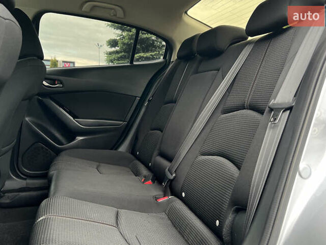 Серый Мазда 3, объемом двигателя 2 л и пробегом 51 тыс. км за 11500 $, фото 12 на Automoto.ua