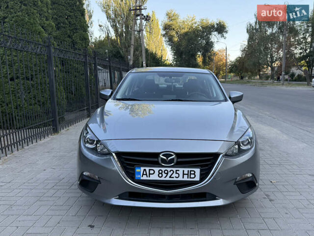Серый Мазда 3, объемом двигателя 2 л и пробегом 186 тыс. км за 13000 $, фото 6 на Automoto.ua
