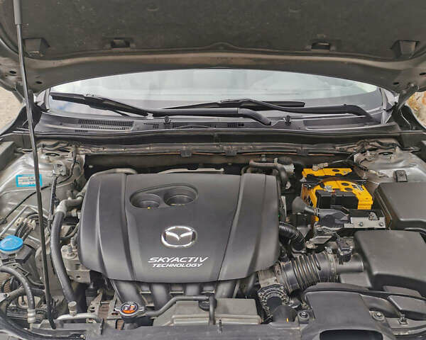 Серый Мазда 3, объемом двигателя 2 л и пробегом 186 тыс. км за 13000 $, фото 14 на Automoto.ua