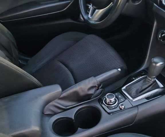 Серый Мазда 3, объемом двигателя 2 л и пробегом 180 тыс. км за 11000 $, фото 9 на Automoto.ua