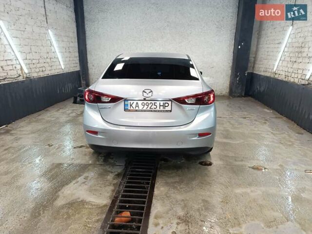 Сірий Мазда 3, об'ємом двигуна 2 л та пробігом 166 тис. км за 12500 $, фото 6 на Automoto.ua